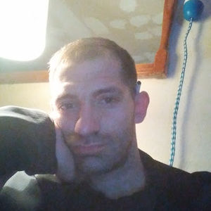 Meet your Posher, Dustin